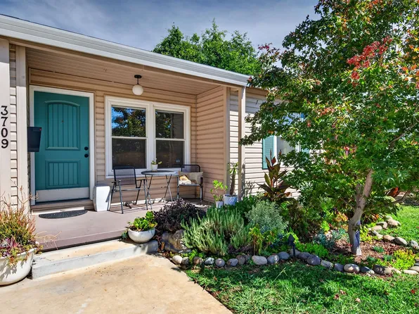 3709 52nd St, Sacramento, CA 95820