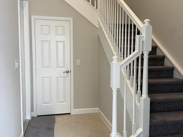 233 Evergrene Pkwy — Photo 5