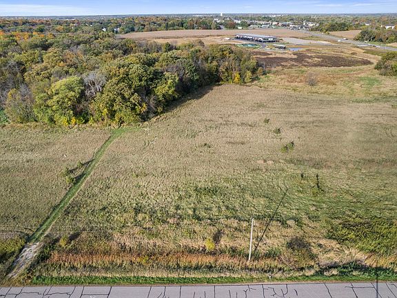 2nd image of 3075 Nelson Rd