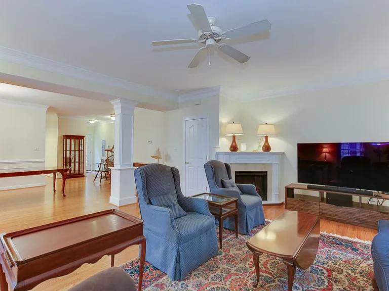 4609 Town Creek Dr — Photo 5