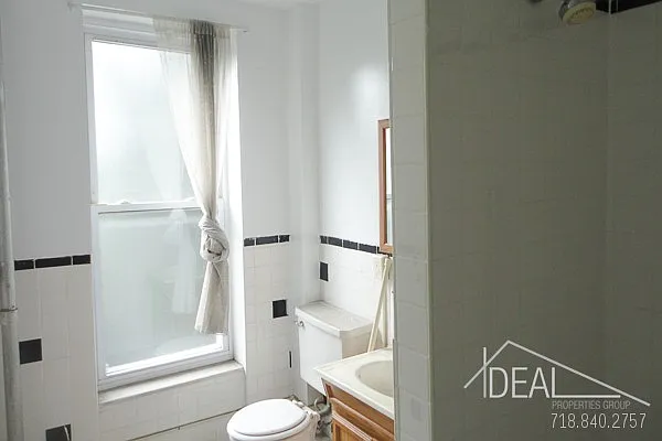 Rented by Ideal Properties Group | media 5