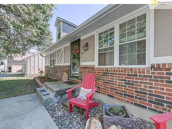 Brick and stucco front.