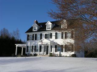 926 Orange Center Rd, Orange, CT 06477