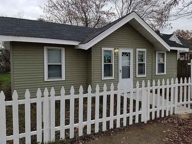 1st image of 1526 Audrey Nixon Blvd