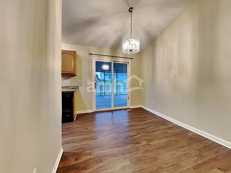 1259 Gilday Ct — Photo 5