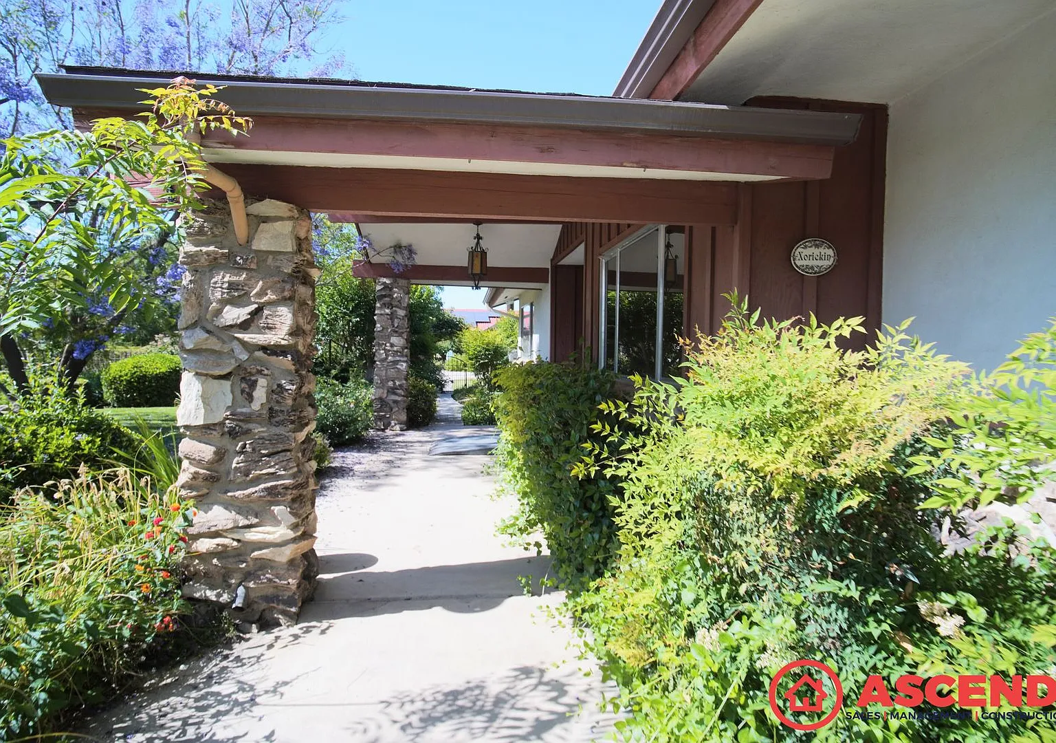 Stunning Home In Southwest Bakersfield! — Photo 3