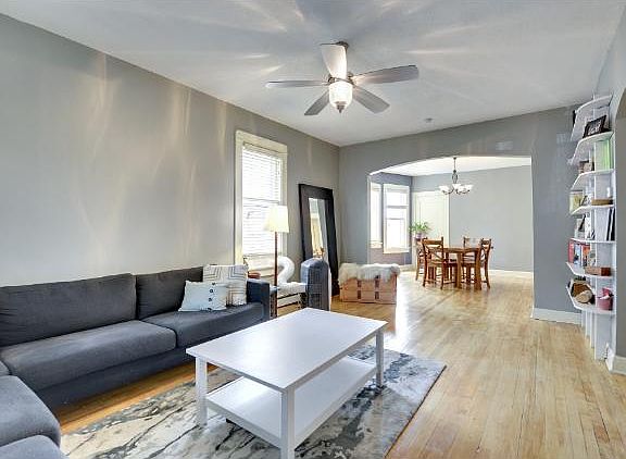 5th image of 1126 Sherburne Ave