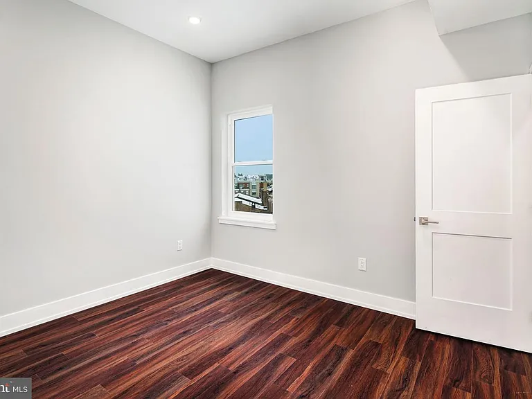 1527-29 Ridge Ave #1B — Photo 18
