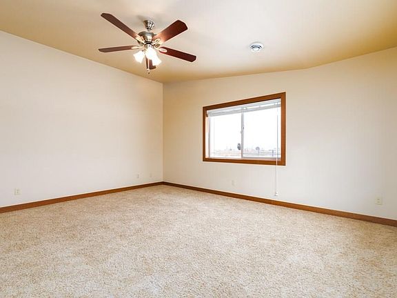 5th image of 5201 Frontier Dr