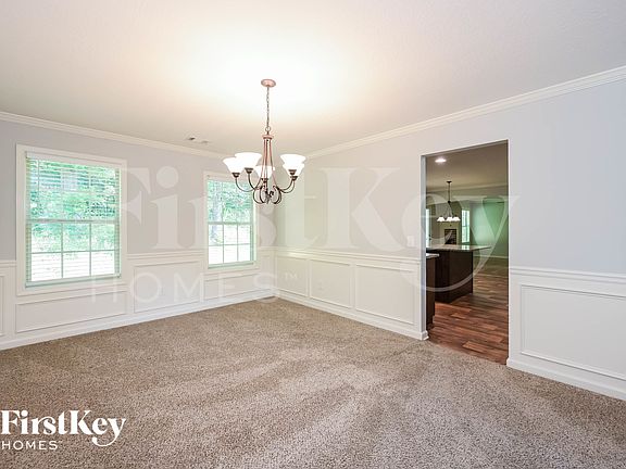 5th image of 611 Peachtree Rd