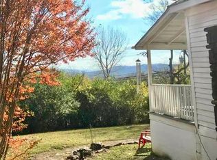 1320 E Huntsville Rd, Fayetteville, AR 72701