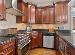 2208 W Addison St #3, Chicago, IL 60618