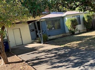 945 Lincoln St, Redding, CA 96001