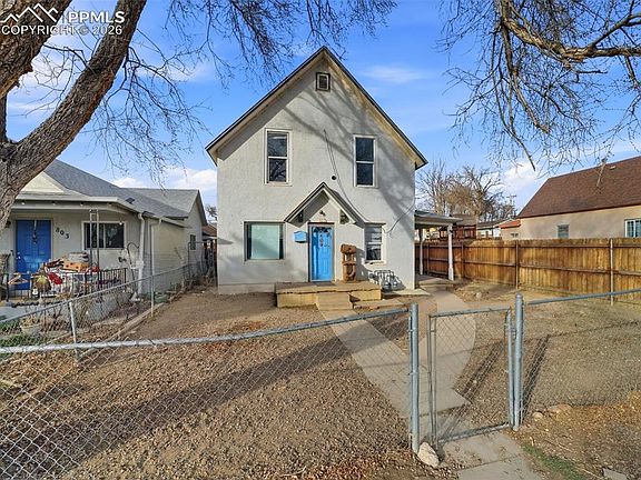 3rd image of 805 E 7th St