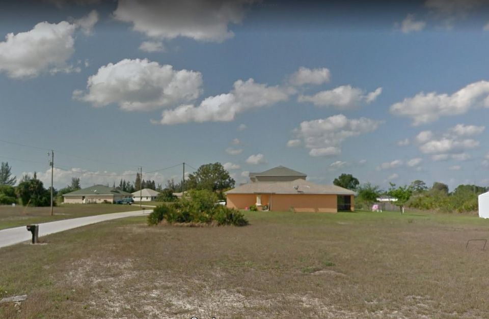 1st image of 3807 NE 10th Ave
