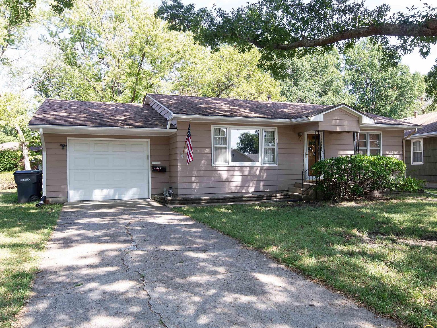 1320 Prairie Park Ln, Emporia, KS 66801 | Zillow