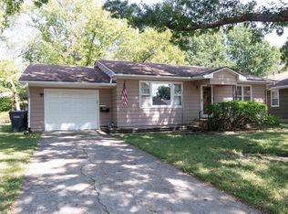 1320 Prairie Park Ln, Emporia, KS 66801