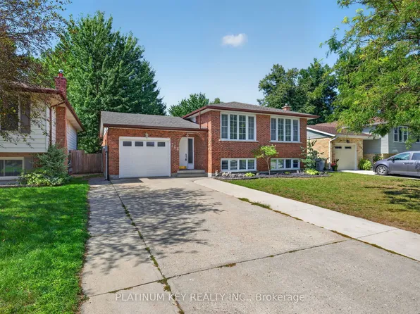 208 Southfield Dr, Strathroy Caradoc, ON N7G 3V4