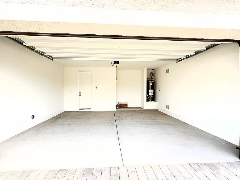 9459 E Sector — Photo 33