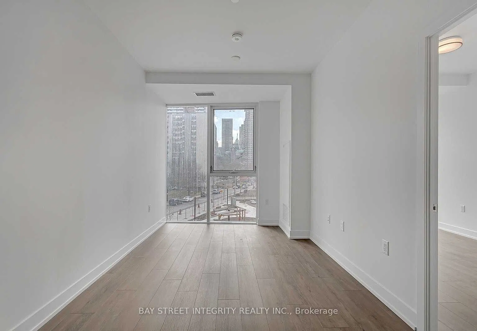 2 bed, $2,599 — Photo 4