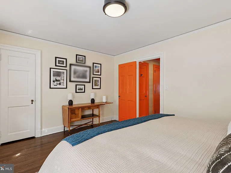31 Palmer Sq W #A — Photo 16