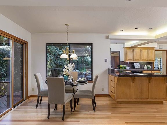 4th image of 29 Eckley Pl