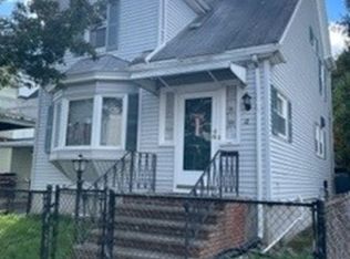 12 Myrtle St, Everett, MA 02149