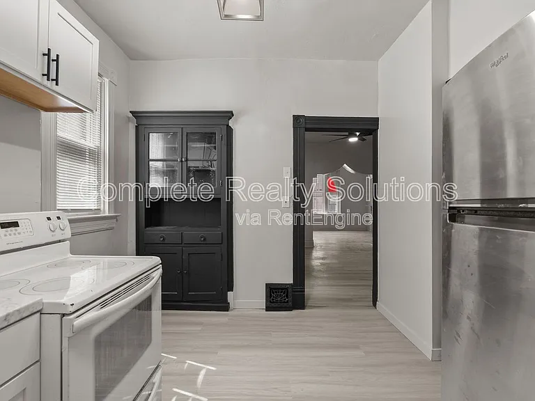 4038 California Ave — Photo 18