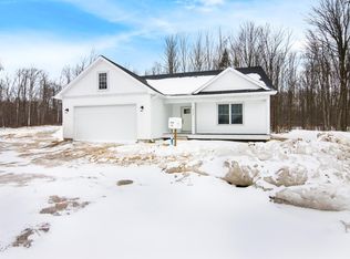 5733 Chokeberry Ln, Grawn, MI 49637