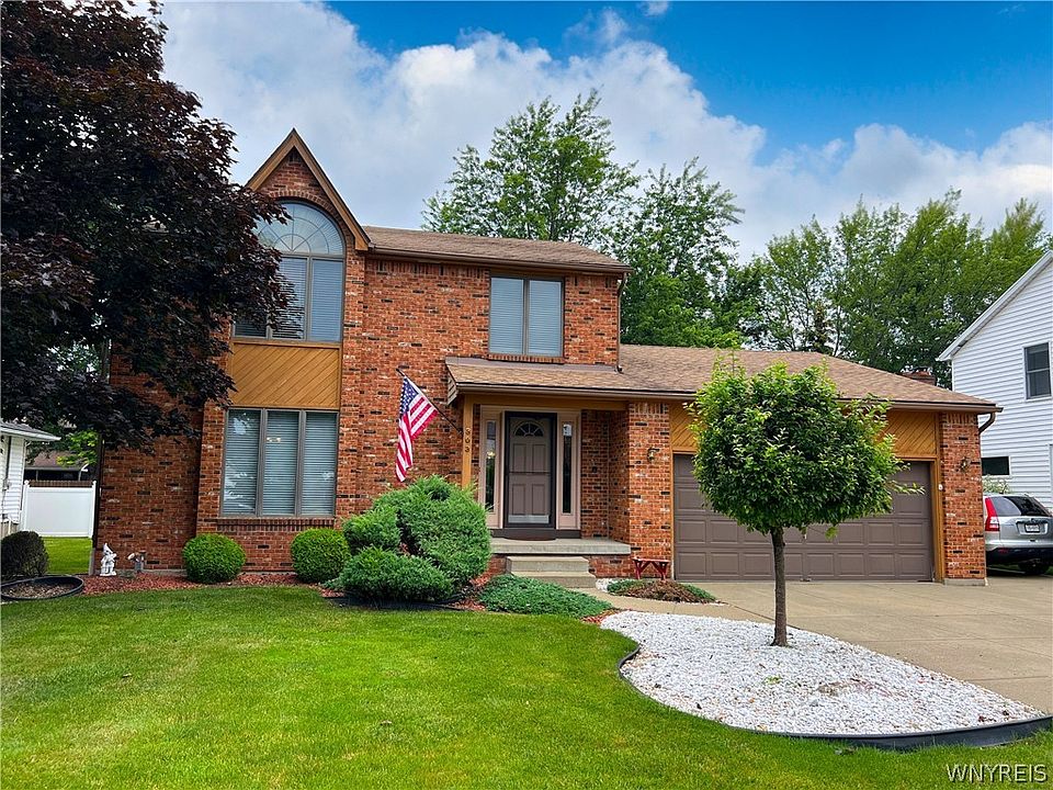1st image of 303 Patton Pl