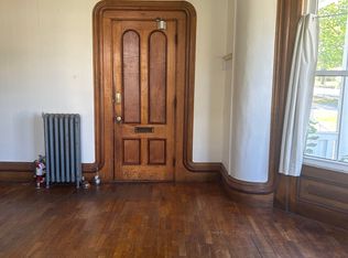 111 S Main St #2, Middlebury, VT 05753