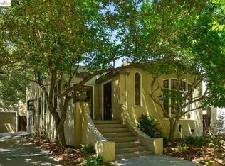 1242 Trestle Glen Rd, Oakland, CA 94610