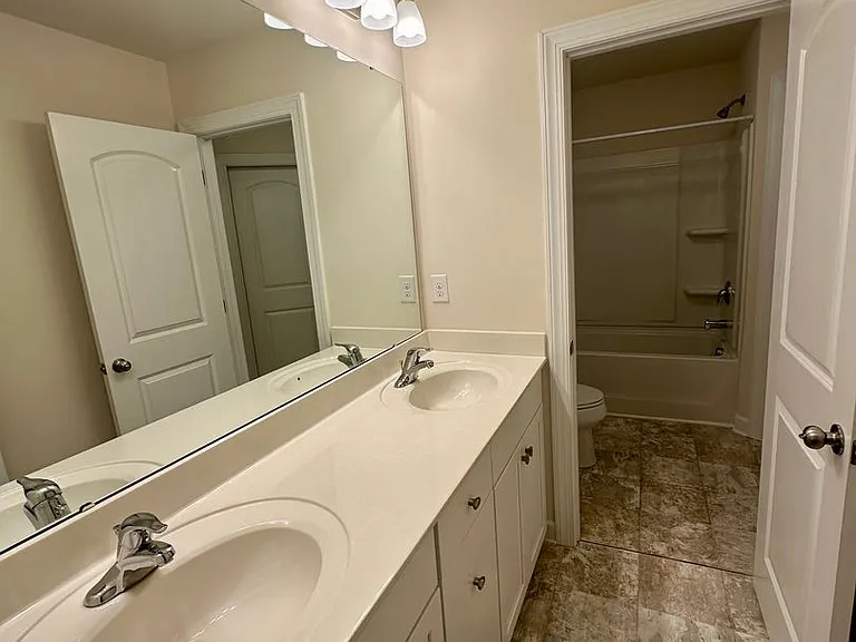 5607 Garrow Glen Rd — Photo 20