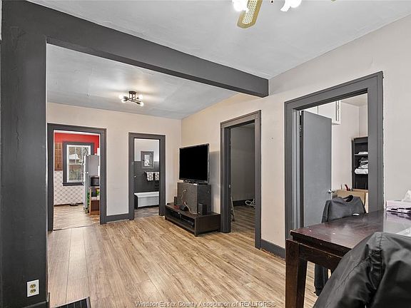 4th image of 1430 Albert Rd