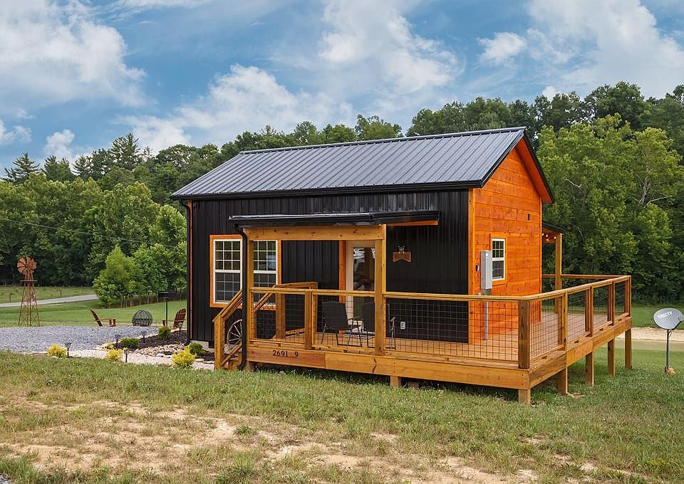 1st image of 2691 Jessie Rd #9COZYCREEKVILLAGE