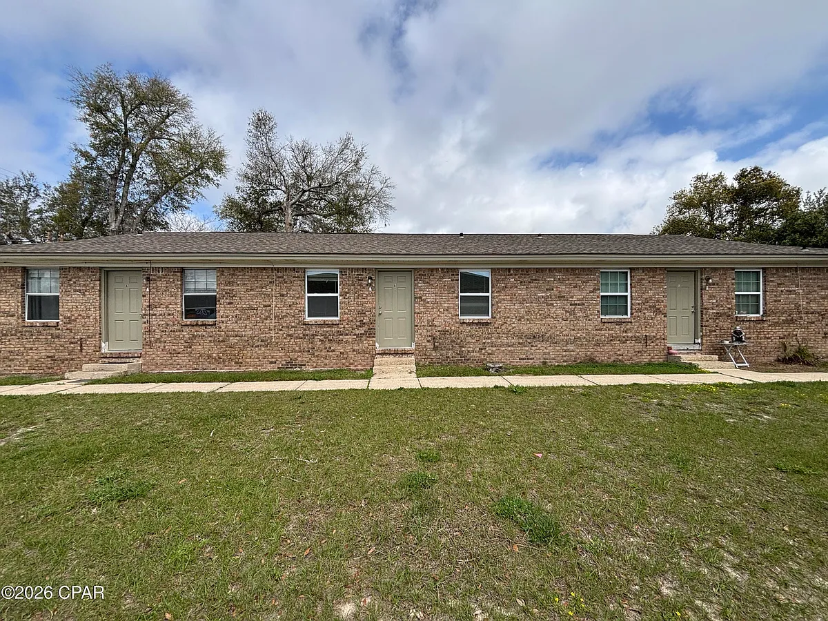 Building Photo - 1102 Frankford Ave #B