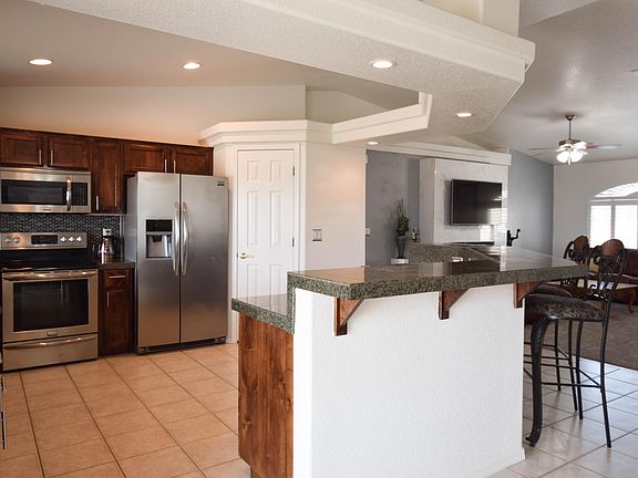 5th image of 491 Monaco Ln