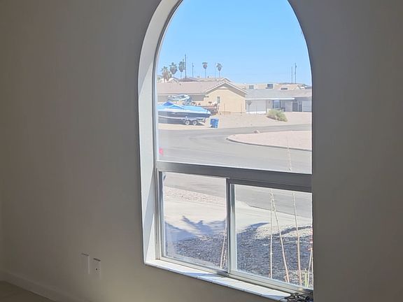 3rd image of 237 Geronimo Blvd Unit B