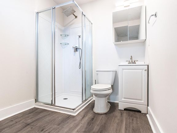 5th image of 2806 Boudinot St #2NDFB