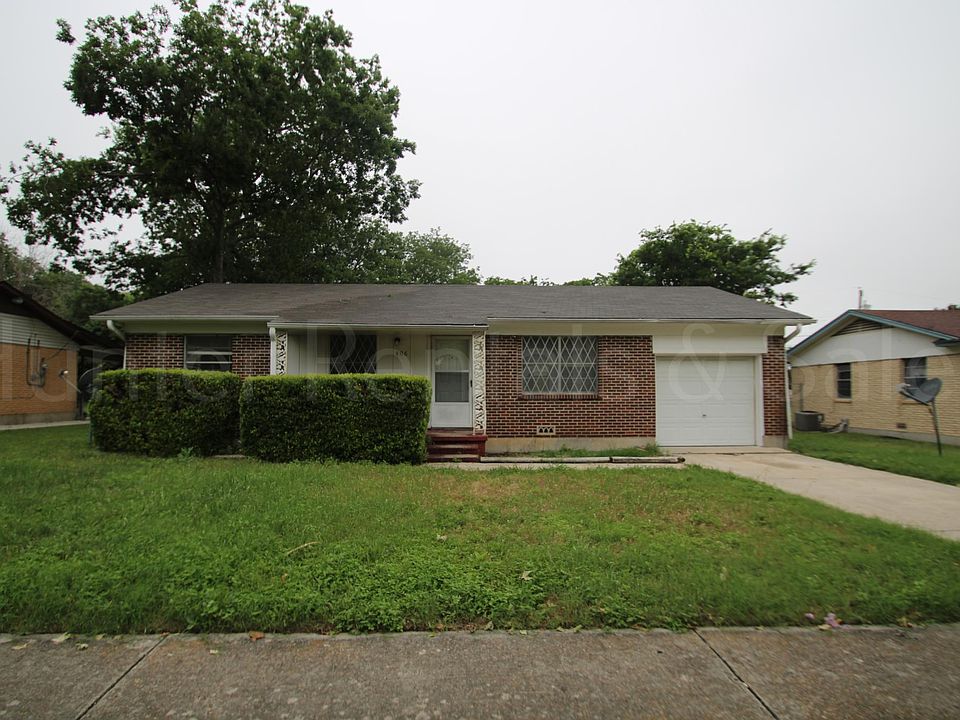 1st image of 406 Nauert St
