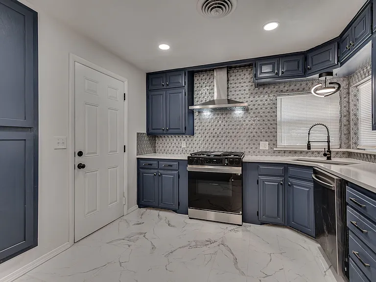 132 S McFarland St — Photo 7