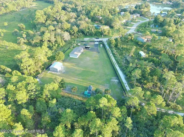 4123 Hidden Lakes Dr, Mims, FL 32754