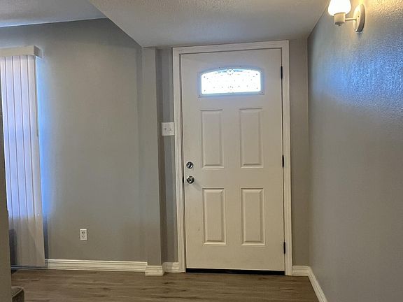 5th image of 10624 Riverwood Dr