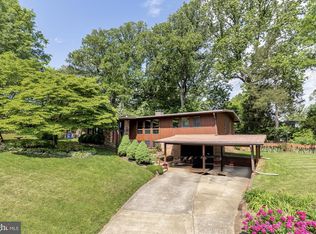 3018 Pine Spring Rd, Falls Church, VA 22042