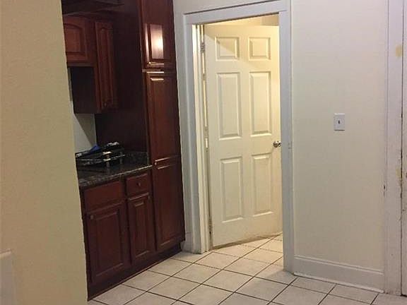 3rd image of 222-24 S Dorgenois St