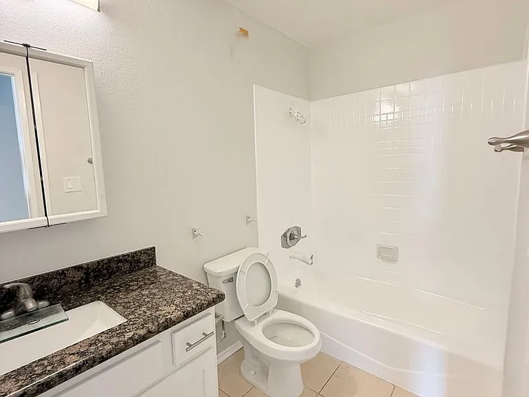 8715 Burton Way - Urban Feel Charming 2 bed 2 bath — Photo 31