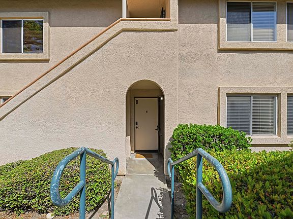 3rd image of 11263 Avenida De Los Lobos Unit B