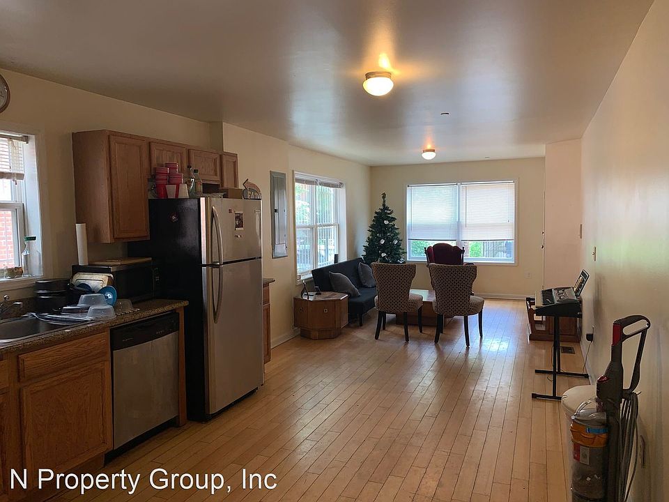 1st image of 1526 N 17th St #10779462