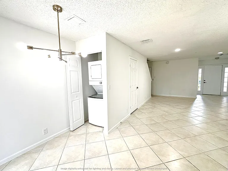 703 Crosswinds Dr — Photo 5