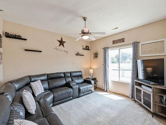 3rd image of 1207 N 6th St APT 4